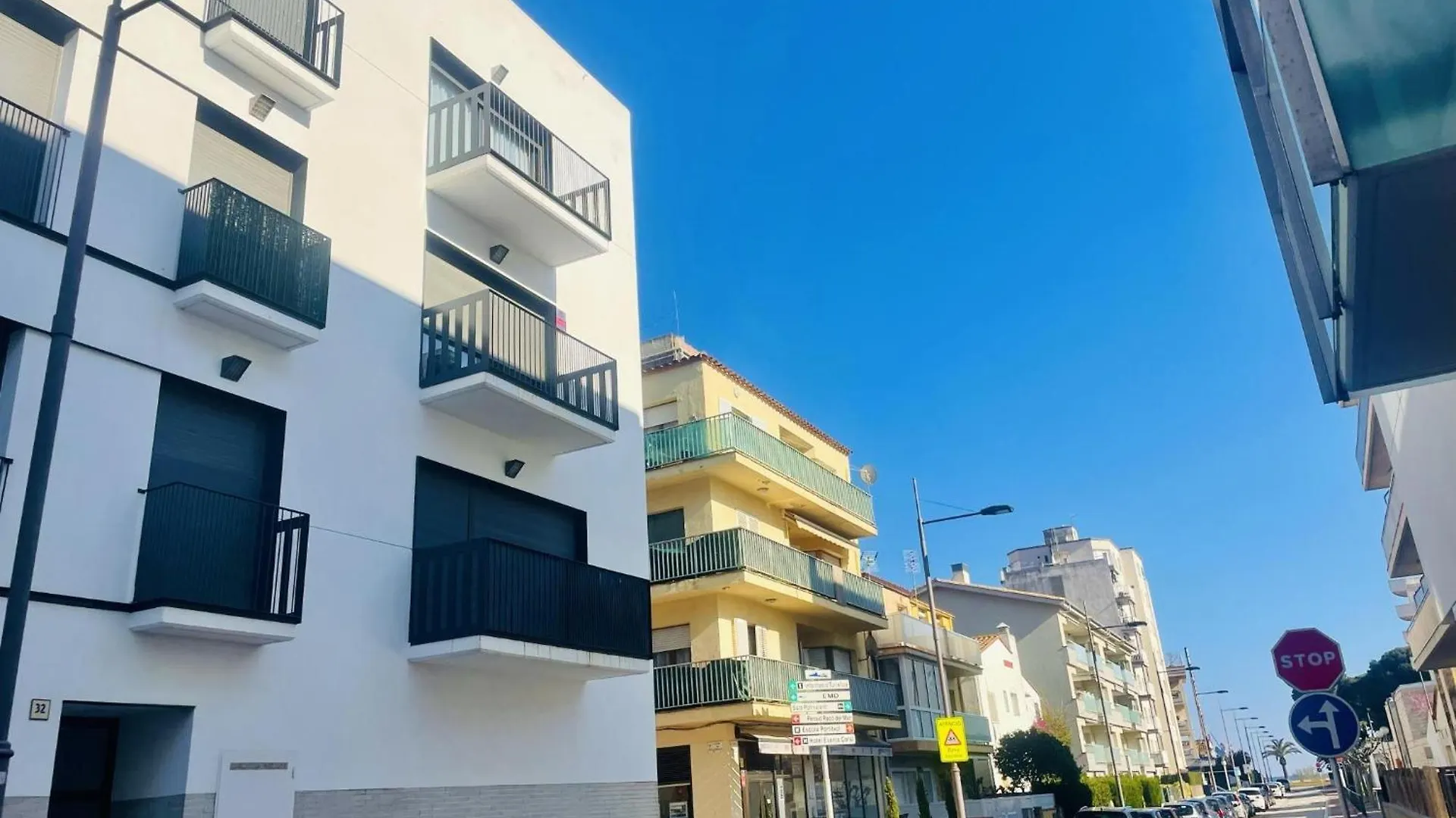 דירות ל'אסטרטיט Roca Maura By Costabravaway Ac /Sea View